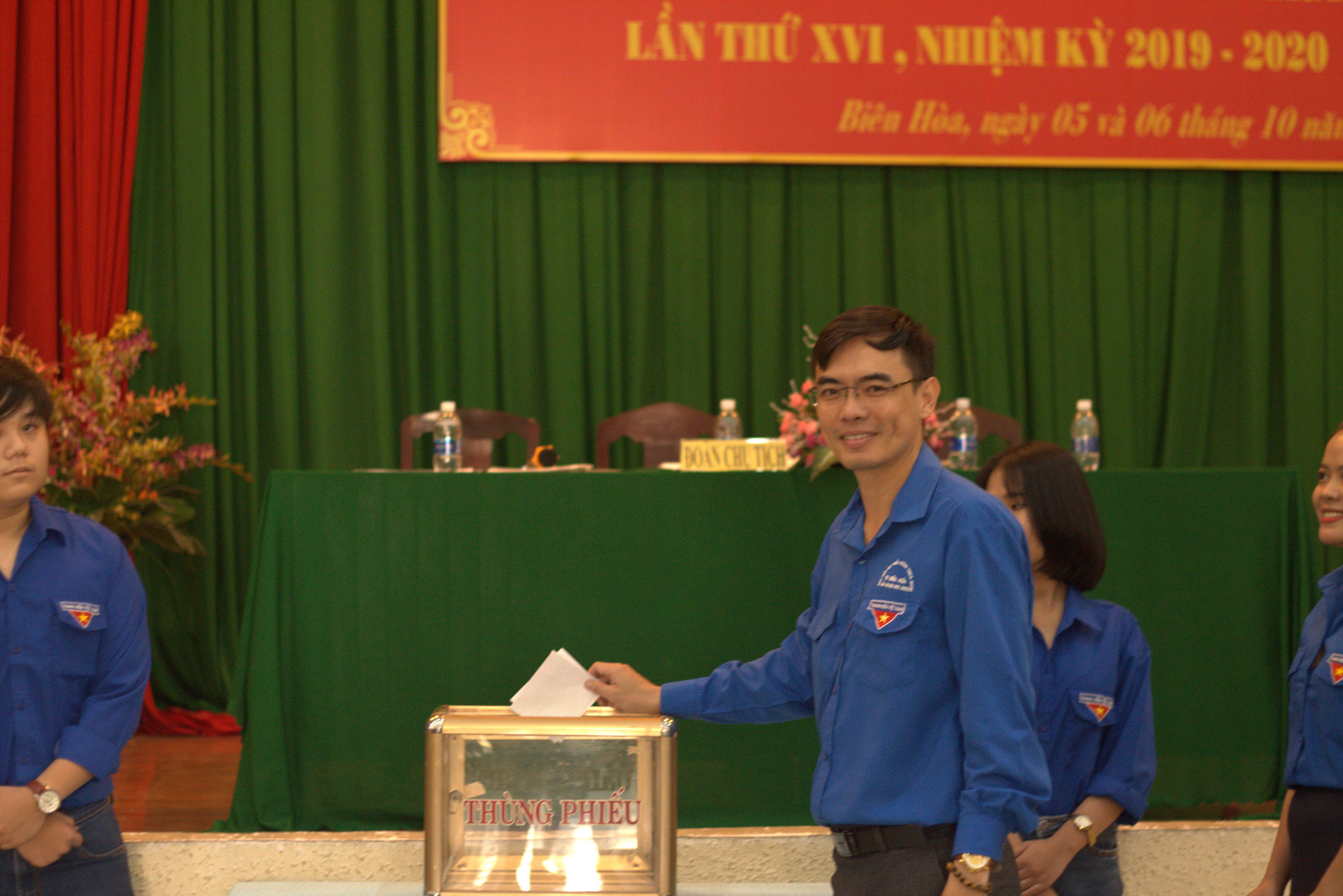 Đại biểu bỏ phiếu bầu BCH nhiệm kỳ 2019-2020
